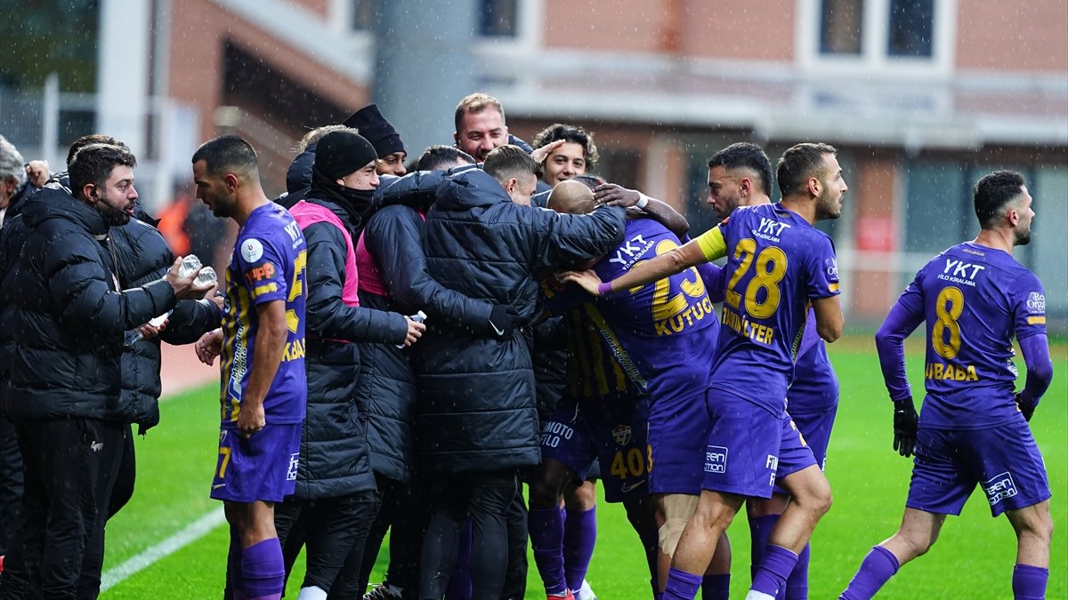 Galatasaray maçı öncesi Eyüpspor’a kötü haber! İki futbolcu sakatlandı